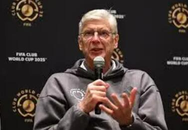 完美体育官网-欧足联与英足总对温格越位法案持保留态度，拟推折中方案|阿尔塞纳·温格|国际足联|英格兰|英格兰足总|泰晤士报_新浪体育_新浪新闻